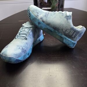 NOBULL Women's Size 6.5 Blue Tie-Dye Sneakers